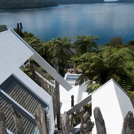 Te Whare -Lake Tarawera Tree-Top Nest Luaran gambar